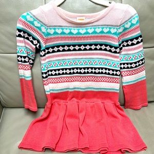 Pattern dress for young girls
